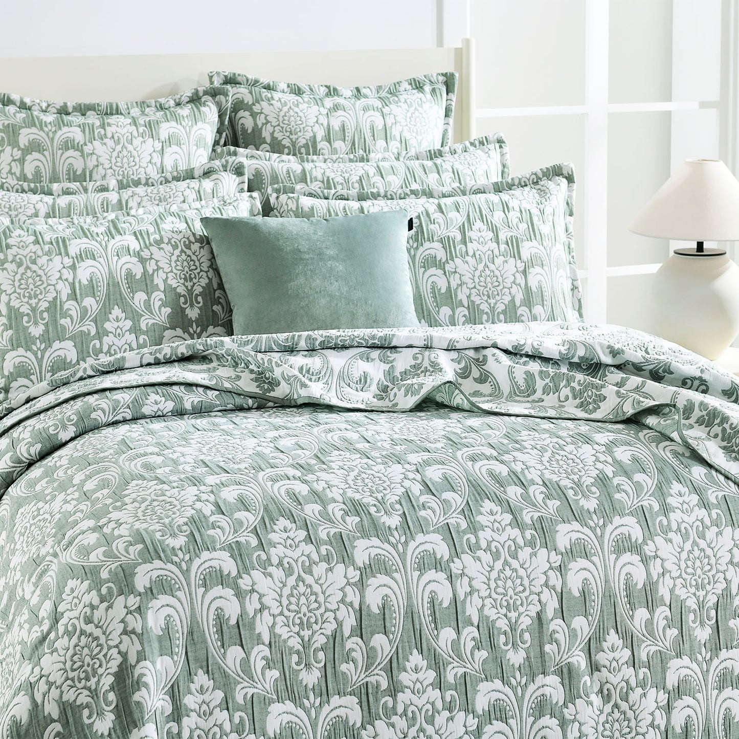 Tahlia Jacquard Jade Coverlet Set by Renee Taylor Single/Double