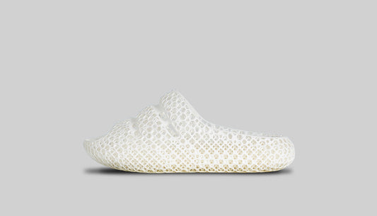 Toast | GH2 - Lightyear White, 40