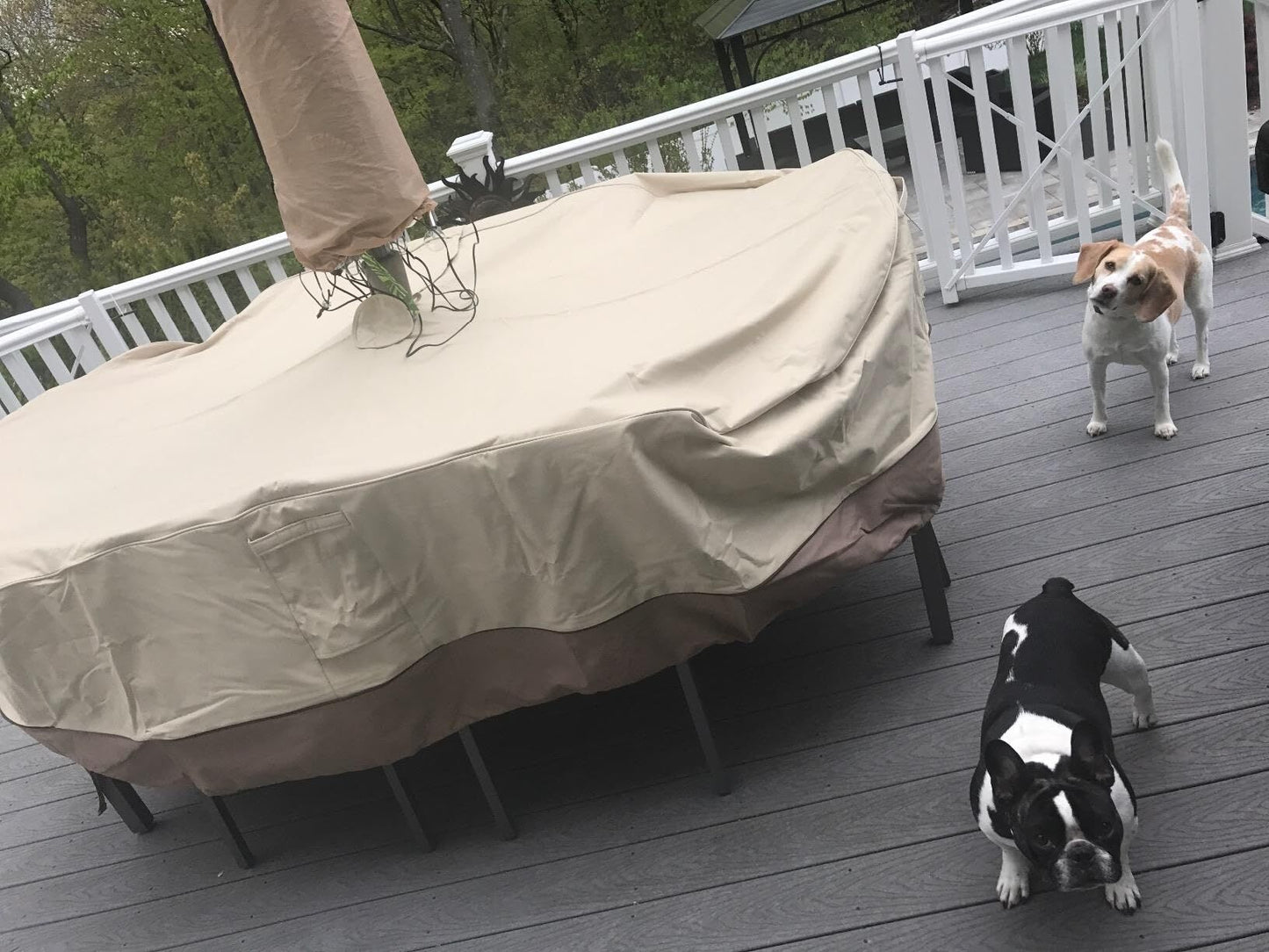 Round Patio Furniture Cover with Umbrella Hole: Waterproof 4-Season Protector for Garden, Balcony Table & Chair Sets(240x60 cm LxH)