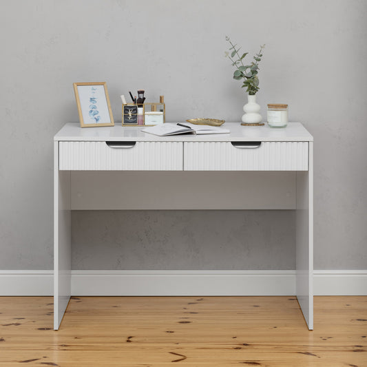 ODESSA DESK - WHITE - FLUTED - PULL BLACK