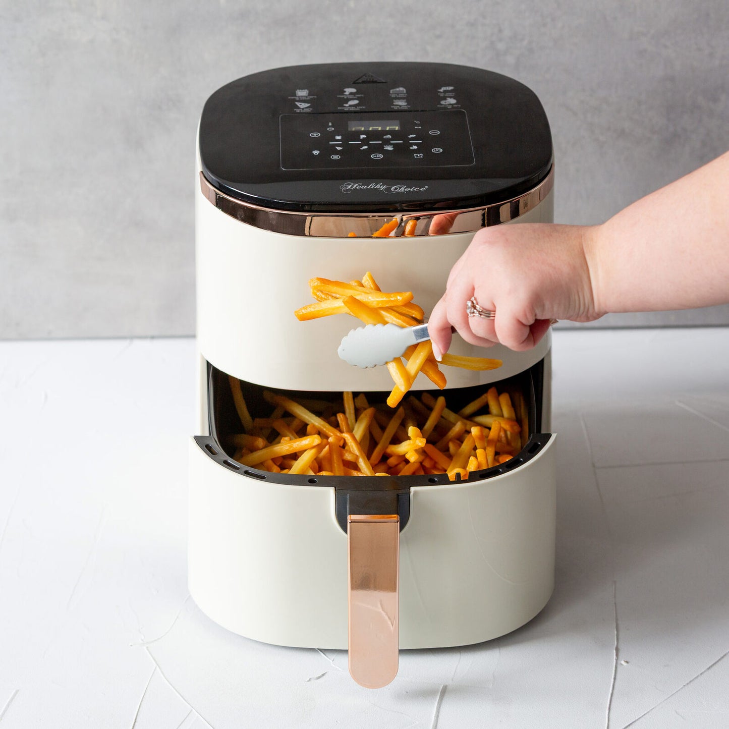 7L Digital Air Fryer with 8 pre-set Touch-control Cooking Programs - Cream