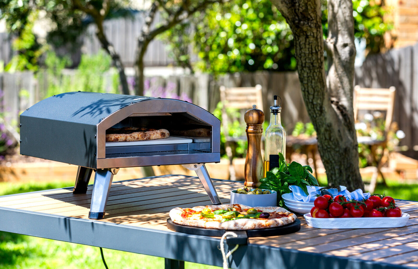 Compact and Portable 12" Outdoor Electric Pizza Oven