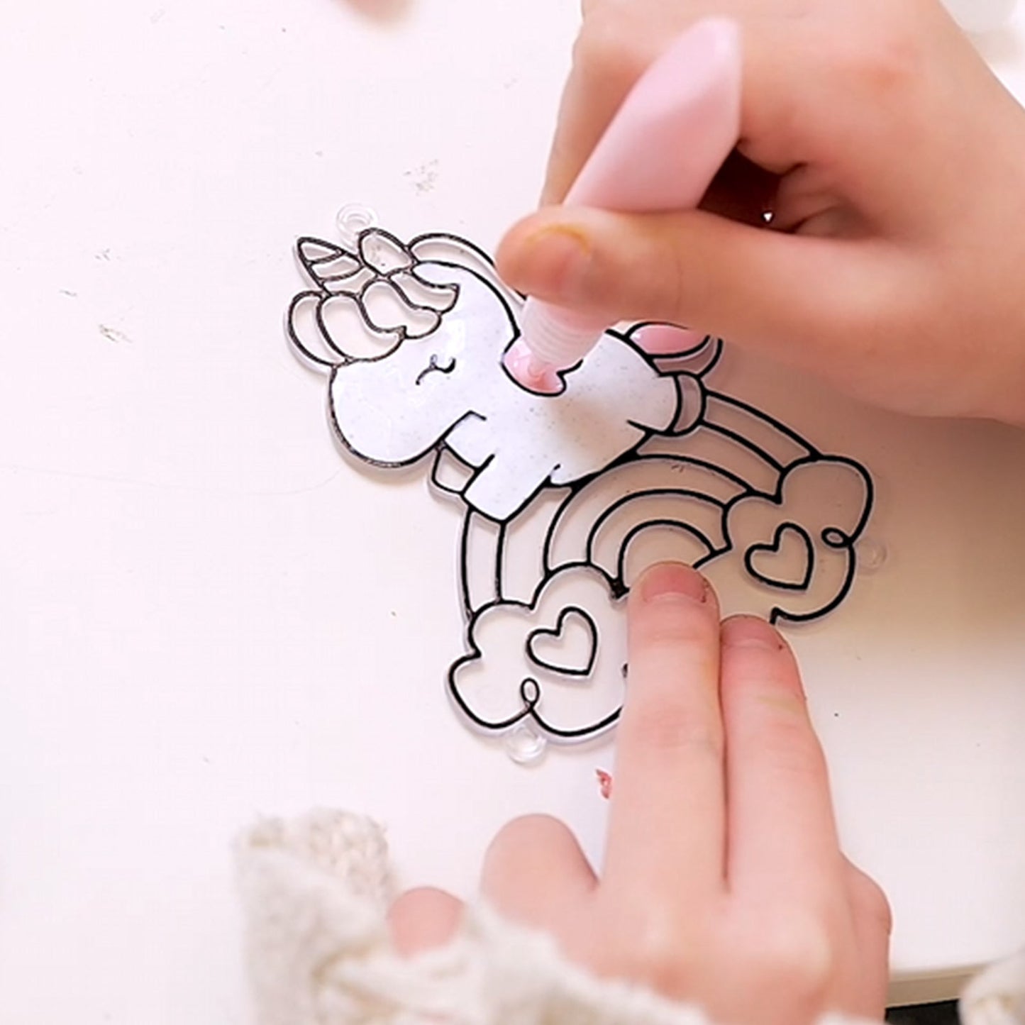 Sparkly Ornament Suncatcher - DIY for Kids Art Craft Colouring PaintingSet