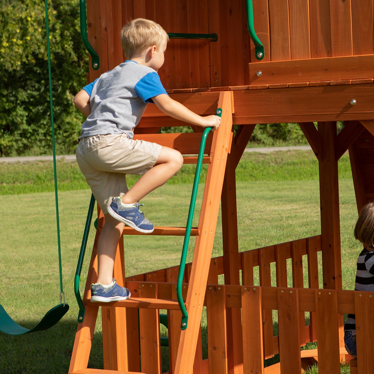 Backyard Discovery Skyfort II Play Centre