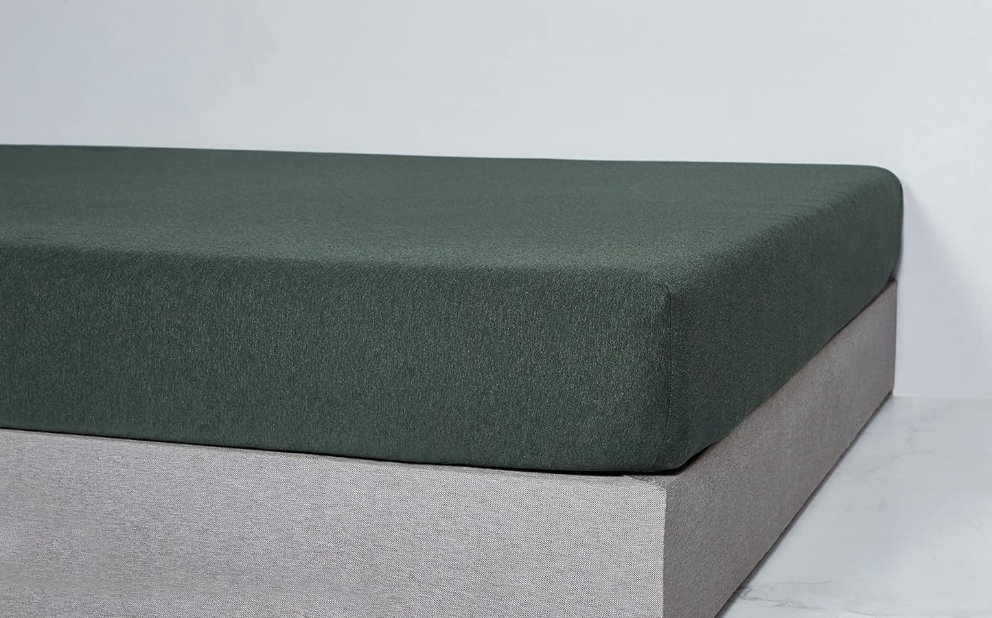 Gioia Casa 100% Jersey Cotton Soft Stretchy Breathable Fitted Sheet - Forest Green - Double Size