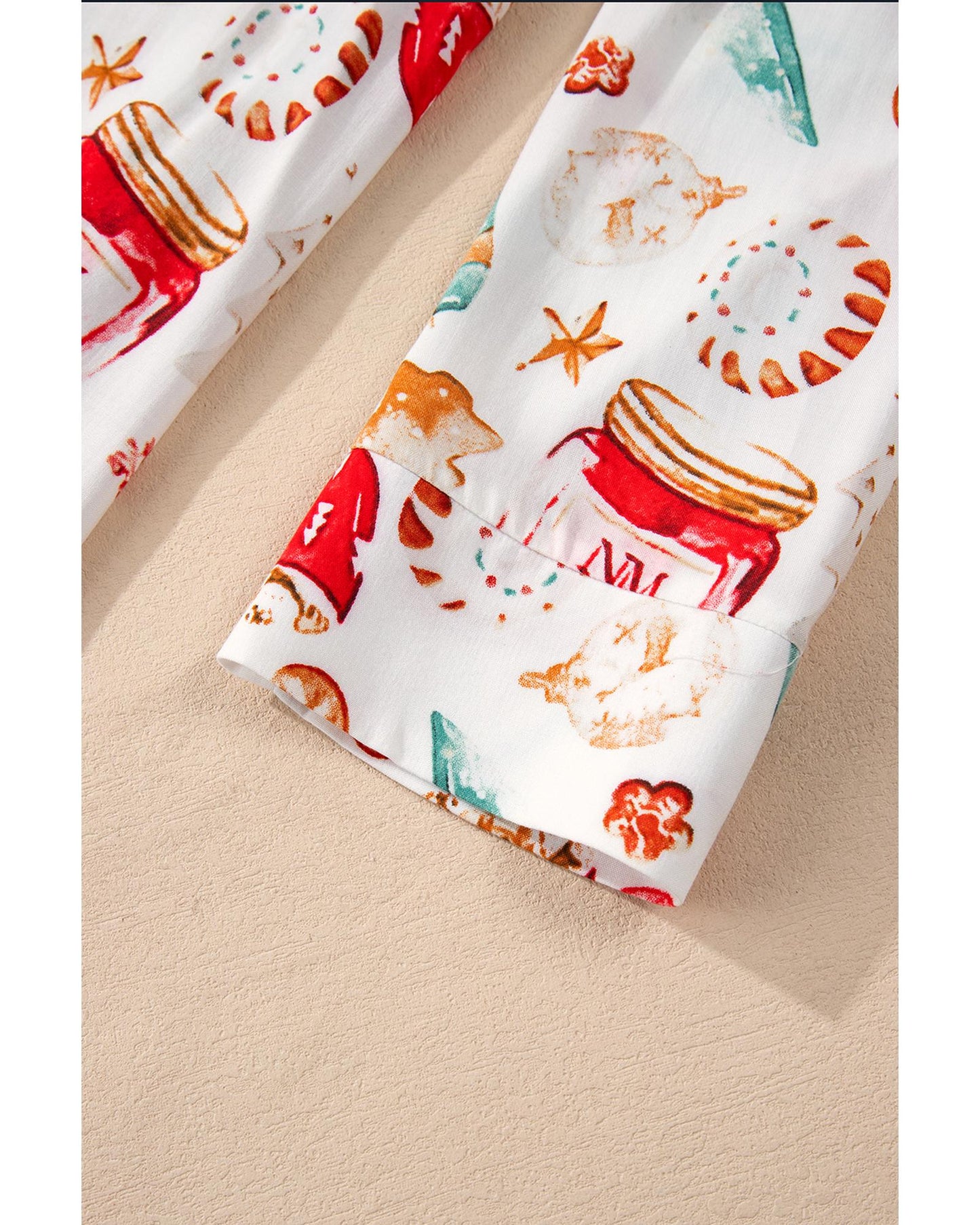 White Christmas Pattern Long Sleeve Shirt and Pants Pajama Set - L