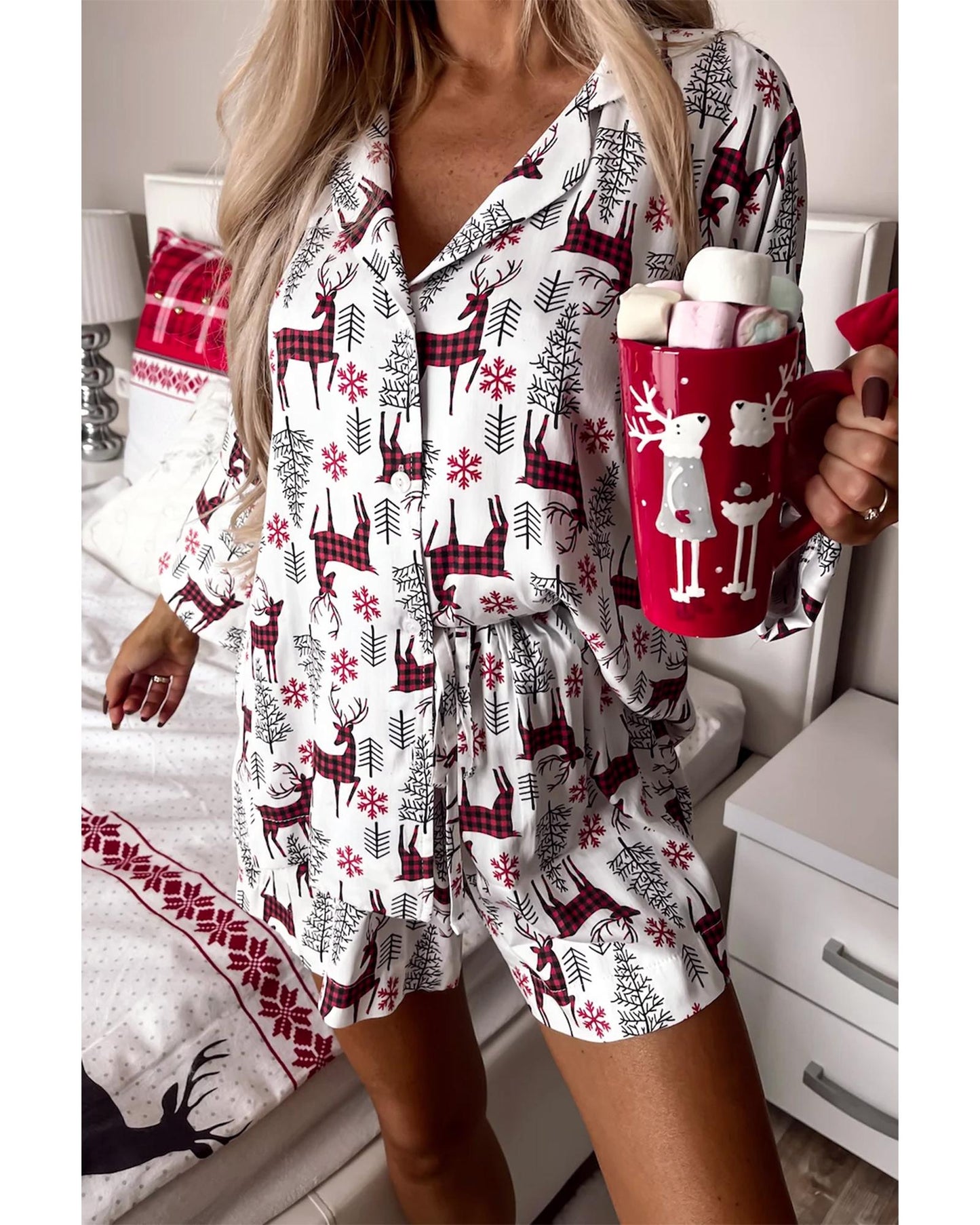 White Christmas Deer Printed Shirt and Shorts Lounge Set - L