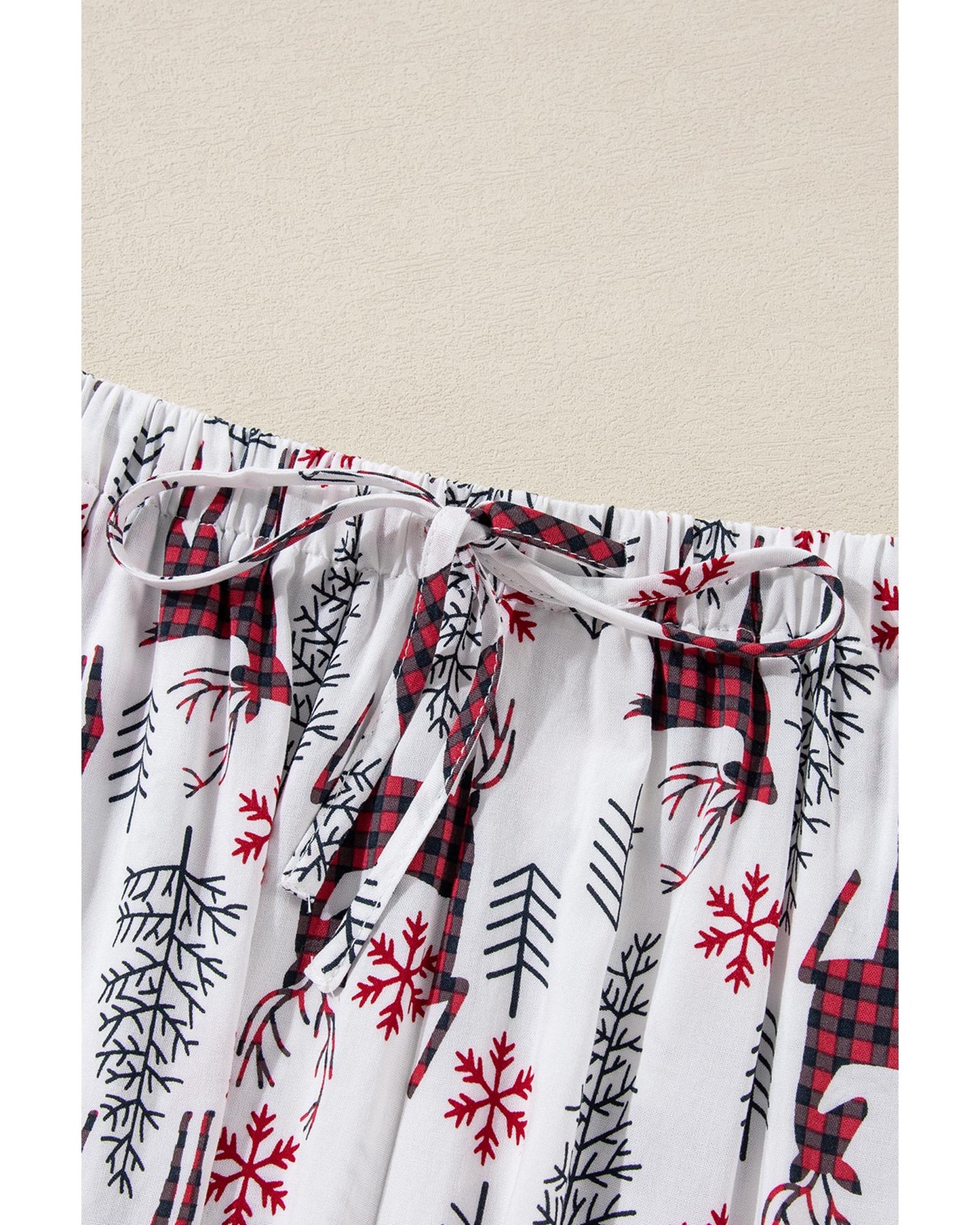 White Christmas Deer Printed Shirt and Shorts Lounge Set - L