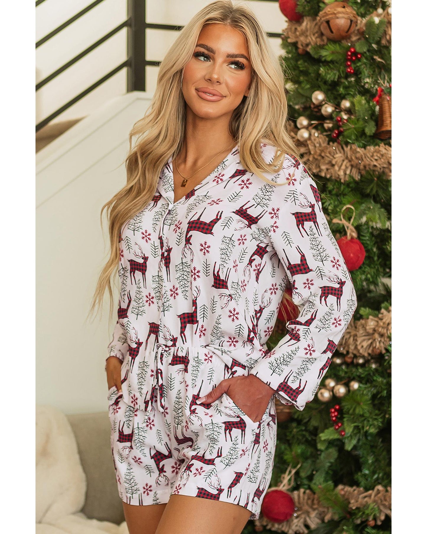 White Christmas Deer Printed Shirt and Shorts Lounge Set - L