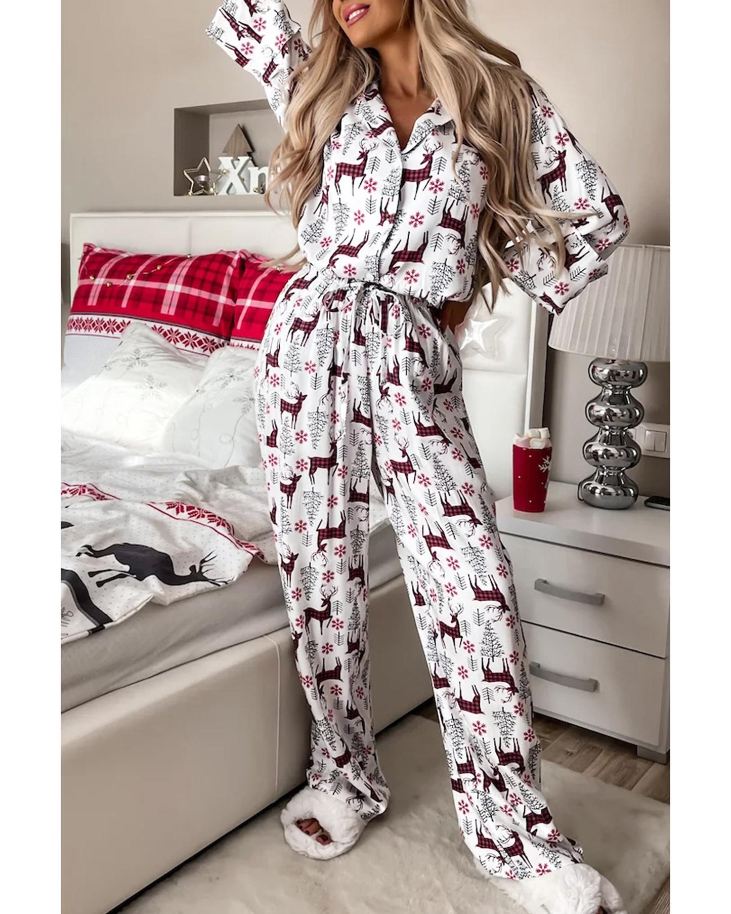 White Christmas Printed Shirt and Pants Pajama Set - M