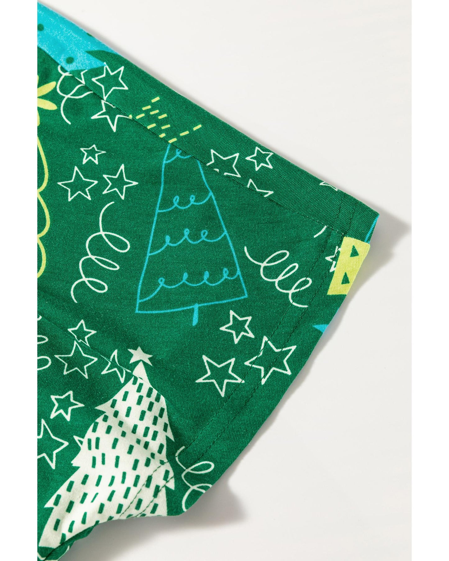 Green Christmas Tree Print V Neck Tee and Pants Lounge Set - S