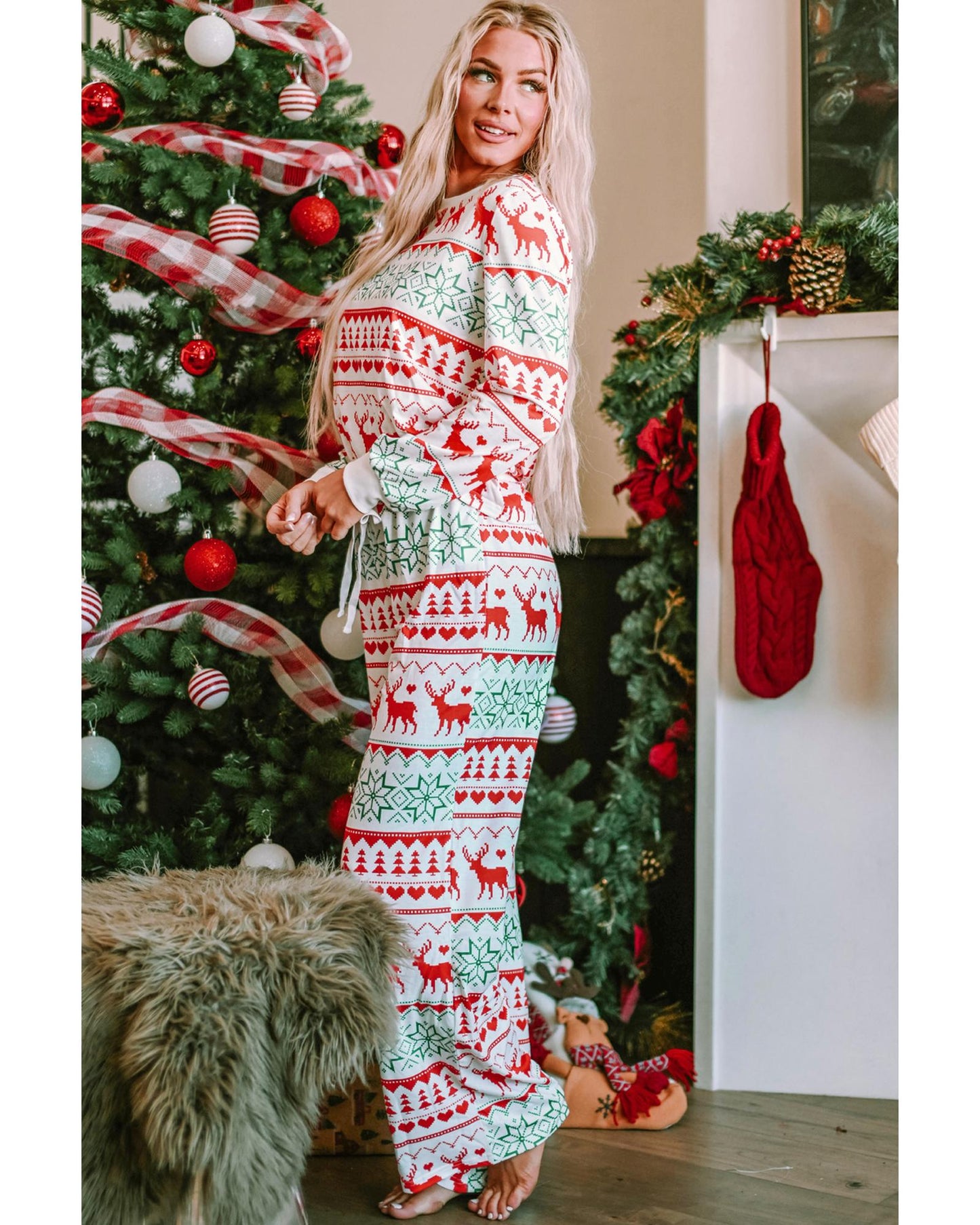 Bright White Christmas Print Pullover and Pants Lounge Set - M