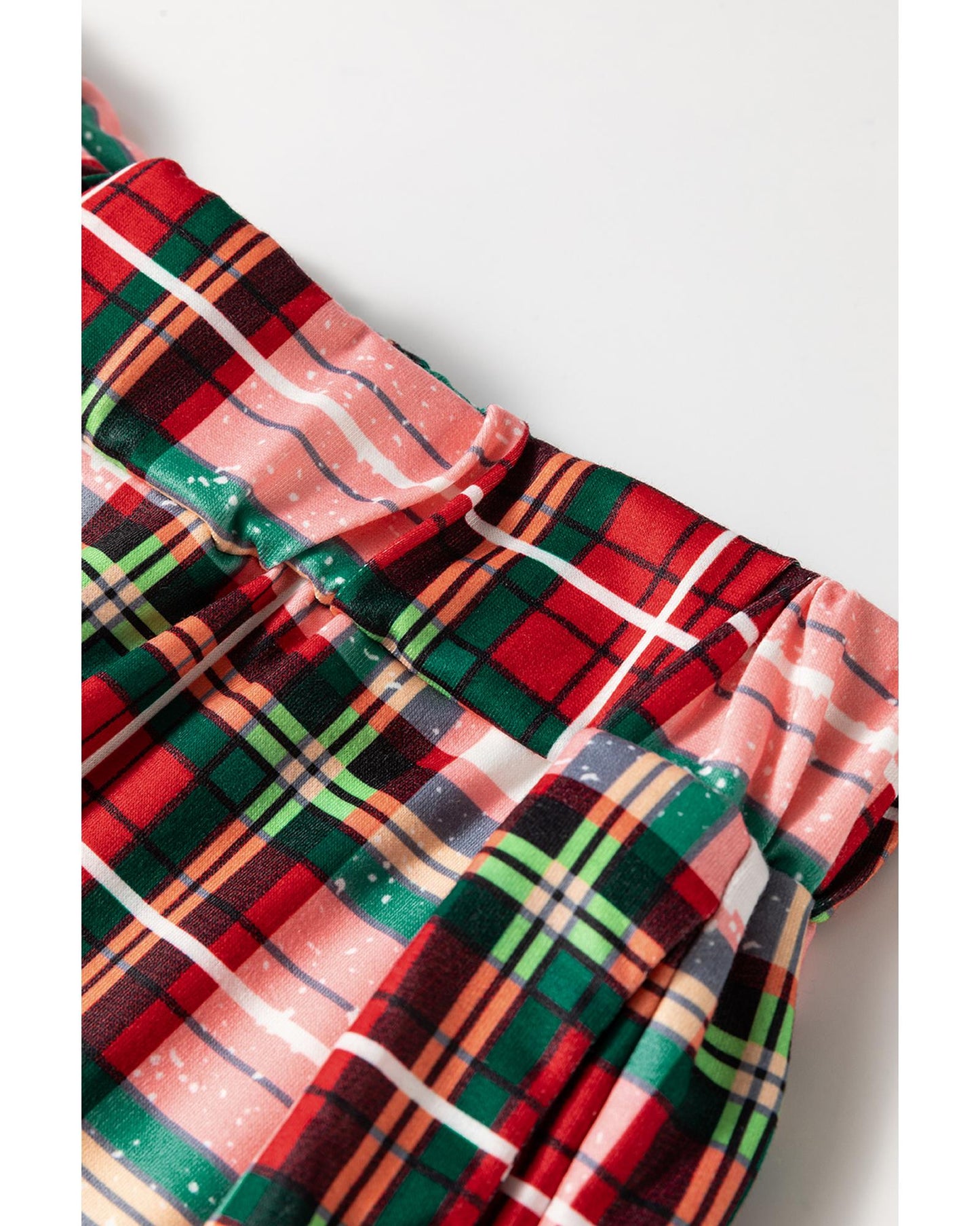 Red Christmas Plaid Allover Top and Pants Lounge Set - M