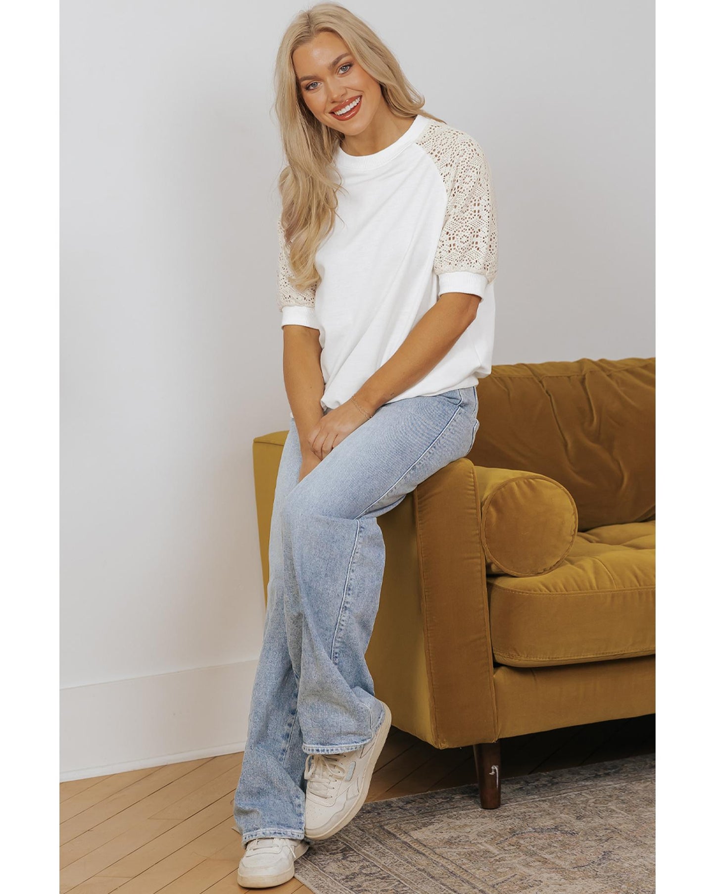 White Lace Crochet Short Sleeve Round Neck T Shirt - M