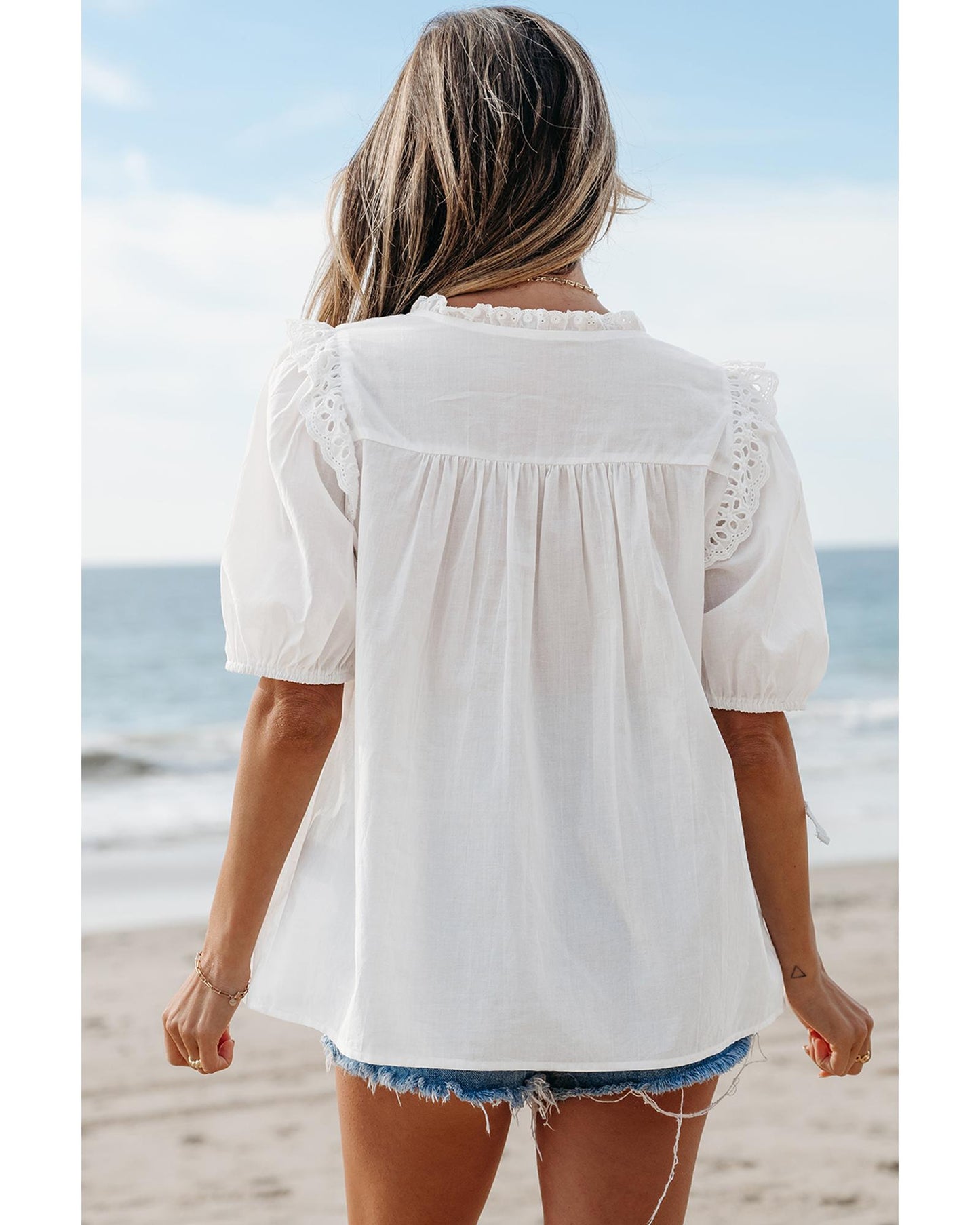 White Embroidered Lace Patchwork Tie Neck Puff Short Sleeve Blouse - M