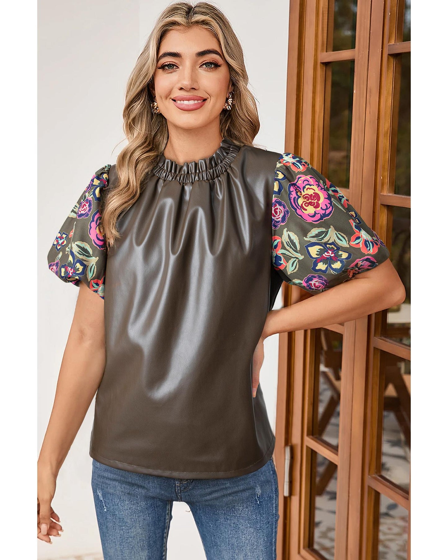 Four Leaf Clover Floral Bubble Sleeve Patchwork Leatherette Frilled Round Neck Blouse - S