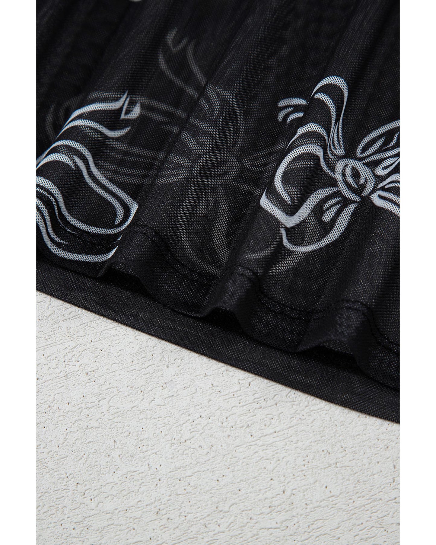 Black Round Neck Bow Print Long Sleeve Mesh Top - L