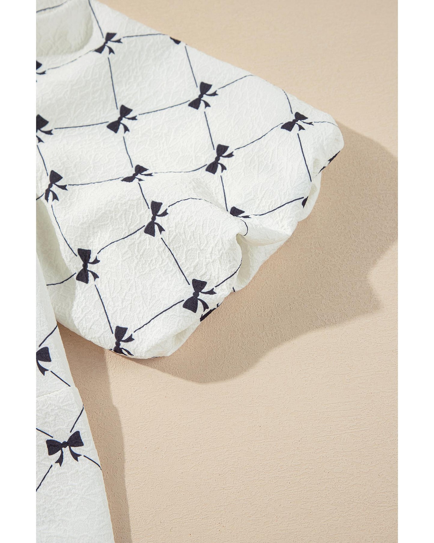 White Bowknot Print Front Knots Bubble Sleeve Blouse - S