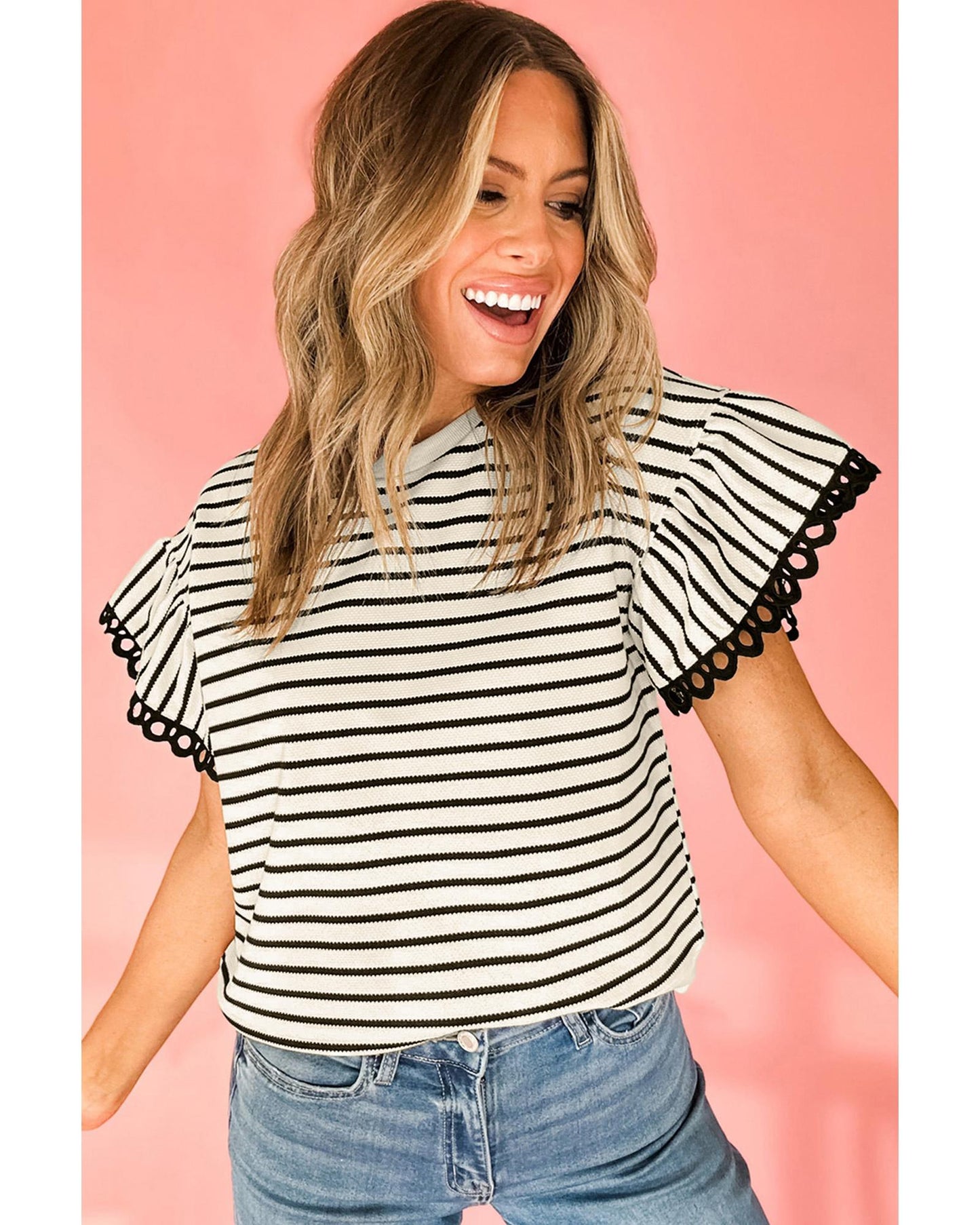 Black Stripe Scallop Lace Trim Ruffle Short Sleeves Crewneck Top - M