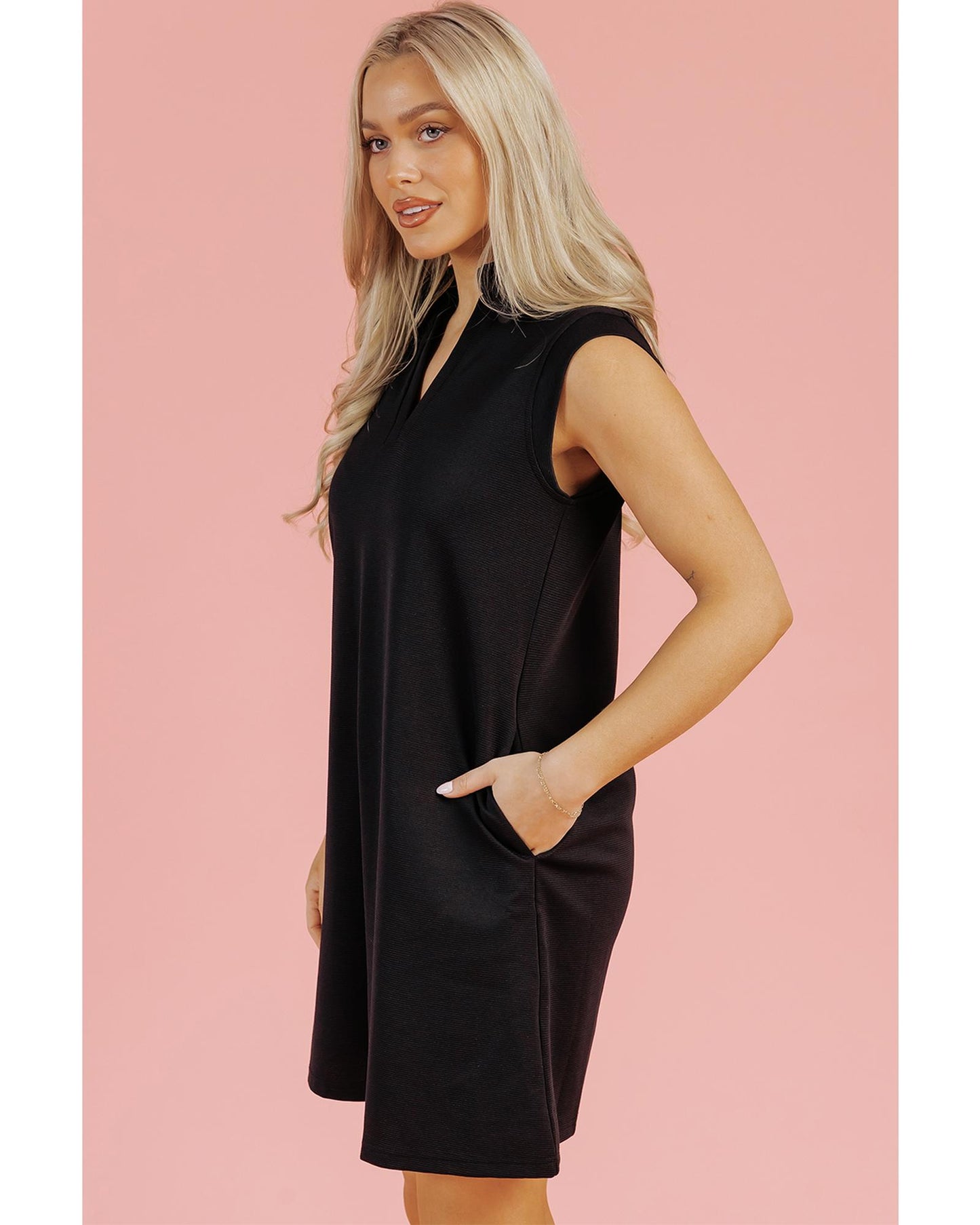 Black Solid Color Collared Slit Neck Sleeveless Mini Dress - S