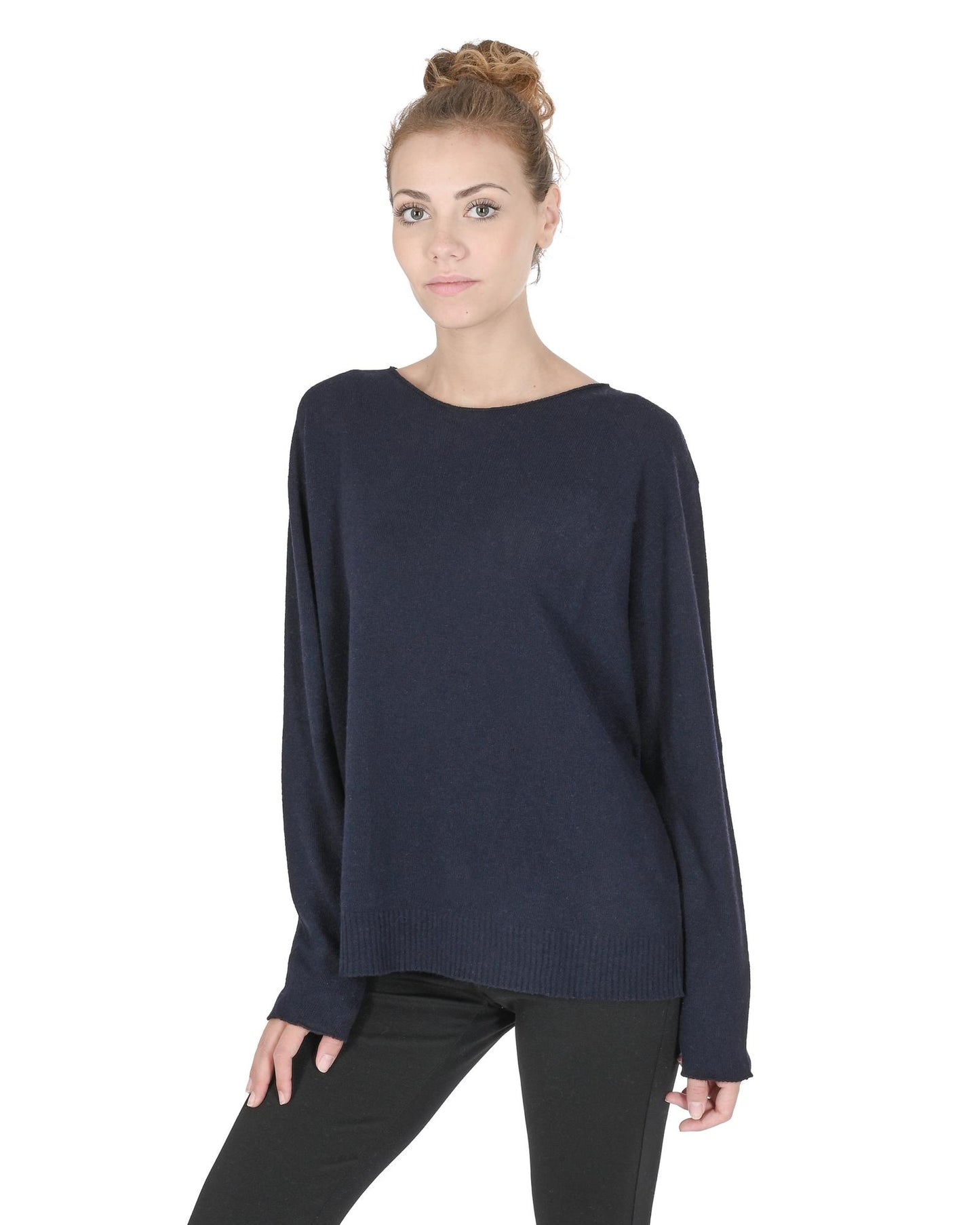 Crown of Edinburgh Cashmere Women's Premium Cashmere Oversize Boatneck Sweater in Navy blue - S