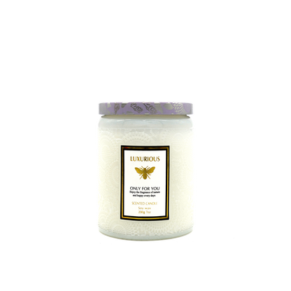 Faubourg Embossed Scented Candle silk flowers