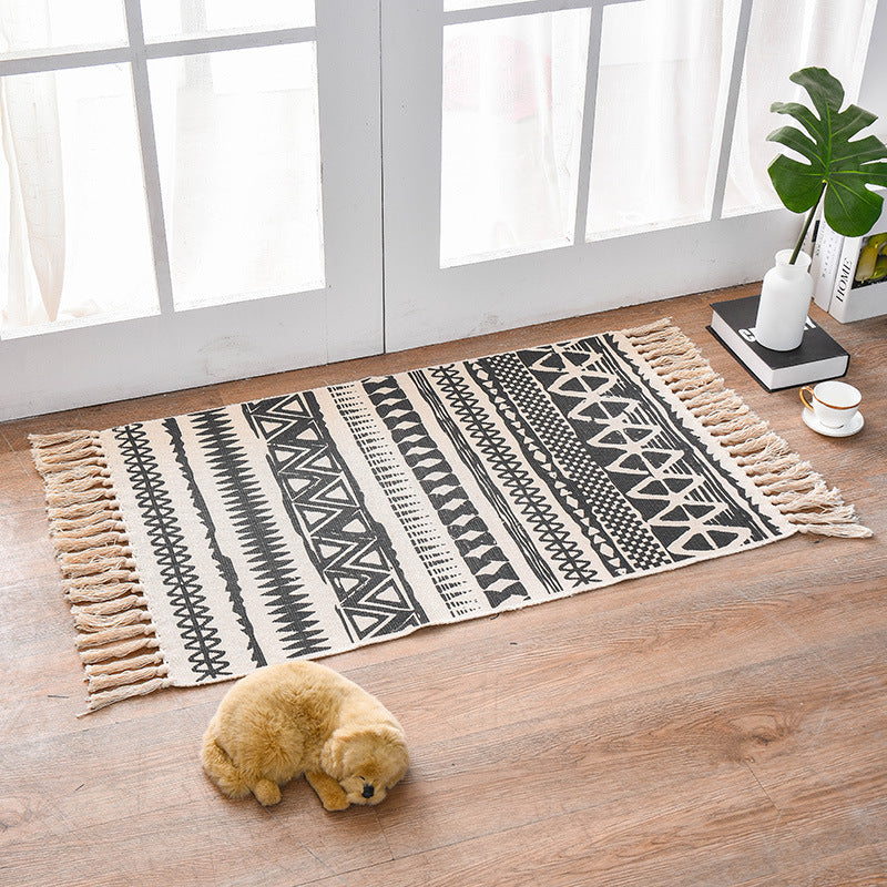 Bohemian Cotton Area Rug with Tassels - Geometric Pattern, Decorative Floor Mat 60*90cm