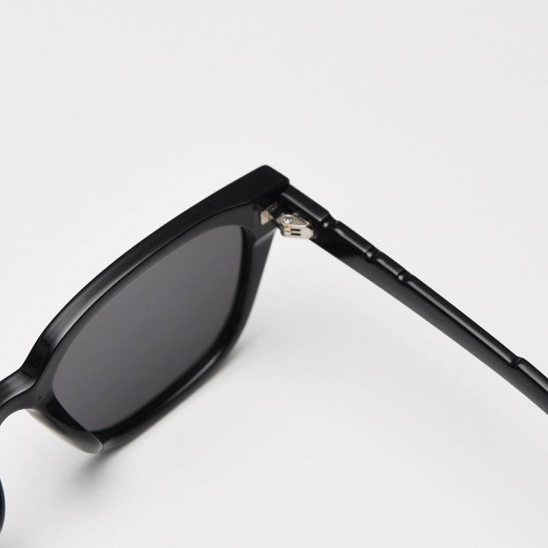 Jelly Tea All Grey Retro Small Frame Sunglasses - Black - UV Protection