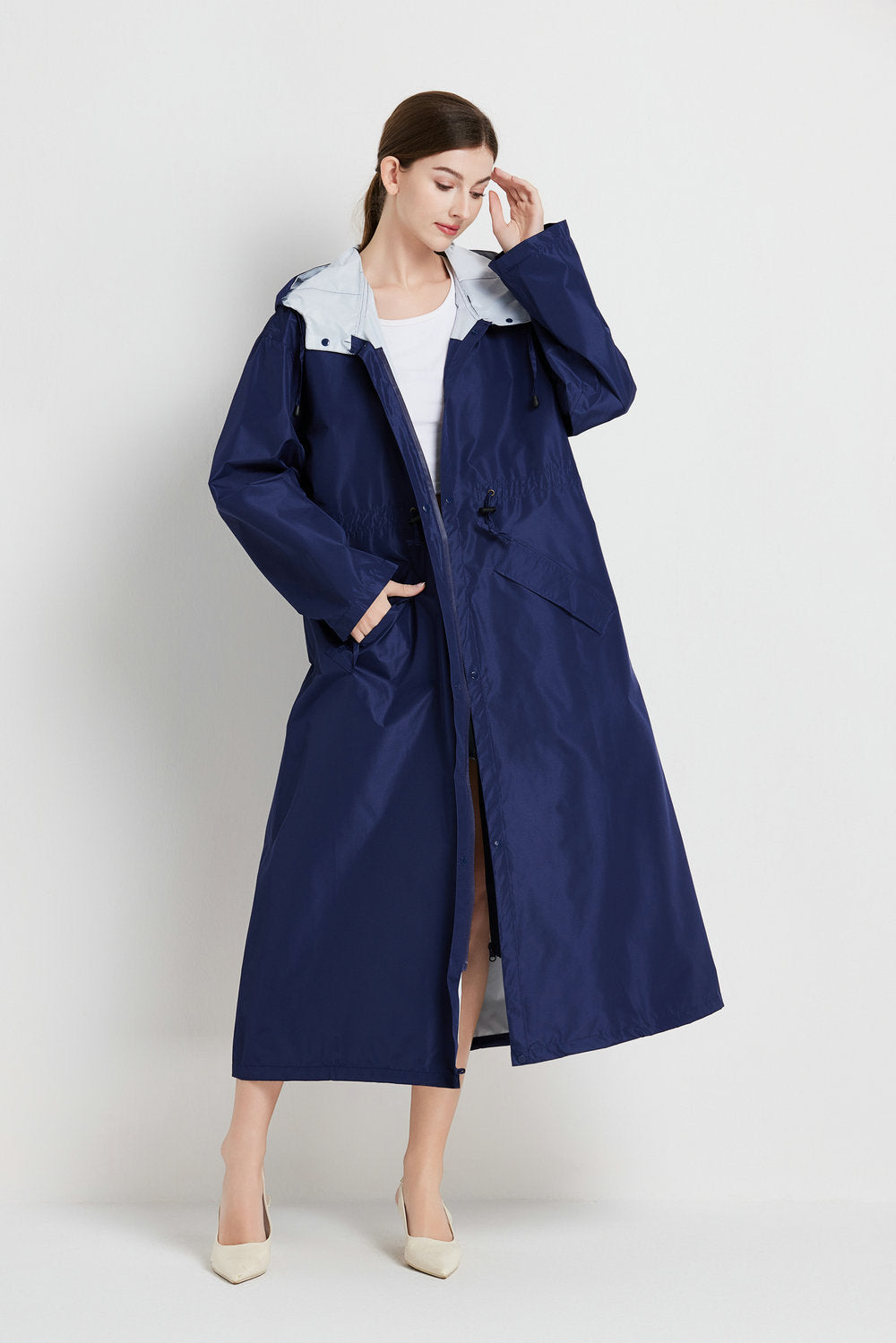 Size M Dark Blue Women's Chic Lightweight Waterproof Raincoat - Long Hooded Packable Rain Jacket with Pouch