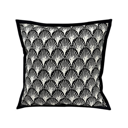 45*45cm Umbrella Pattern Elegant Two-Piece INS-Style Jacquard Pillow Covers - Black & White Sofa Decor