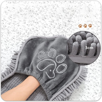 Grey Super Absorbent Pet Drying Towel with Hand Pockets Soft Chenille Microfiber Dog Bath Towel Quick Dry for Cats and Dogs after Grooming or Beach