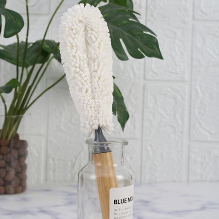 Bamboo Stemware Brush