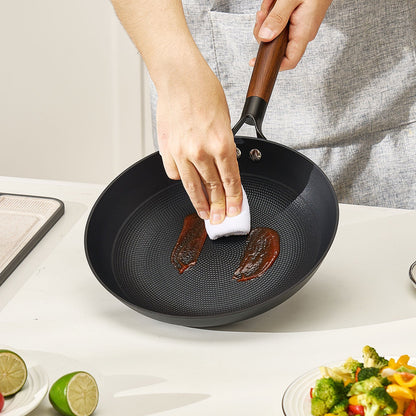 VEVOR Cast Iron Skillet, 3-Piece Frying Pan Set (205, 265, 310 mm), Nonstick Skillets with Detachable Wood Handle, Pre-Seasoned Chef's Pan, Kitchen Cookware for Gas, Electrical, and Induction, Black